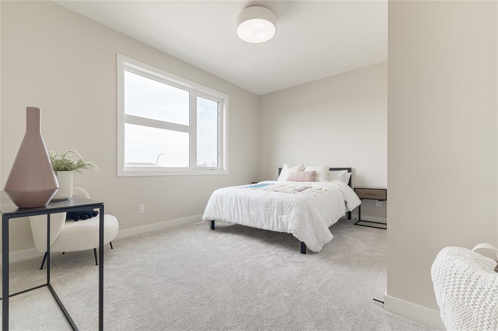 Photo 20 of 77 Wills Way, East St Paul MB