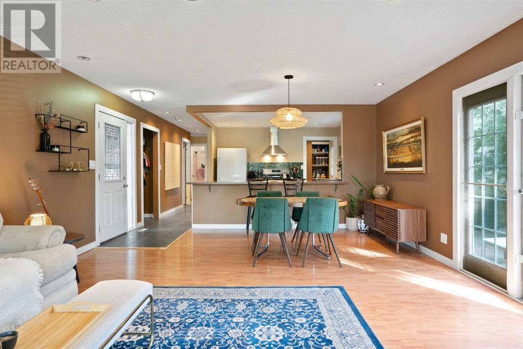Single Family House Bungalow for Sale in  Midridge Drive SE Midnapore Calgary 