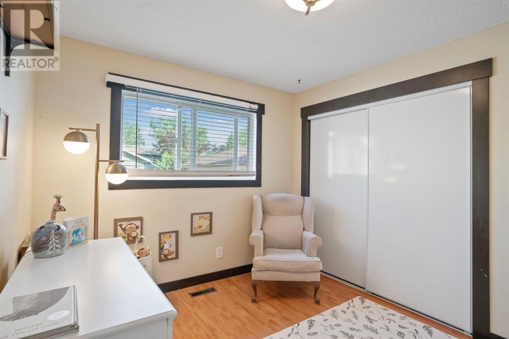 Single Family House Bungalow for Sale in  Midridge Drive SE Midnapore Calgary 