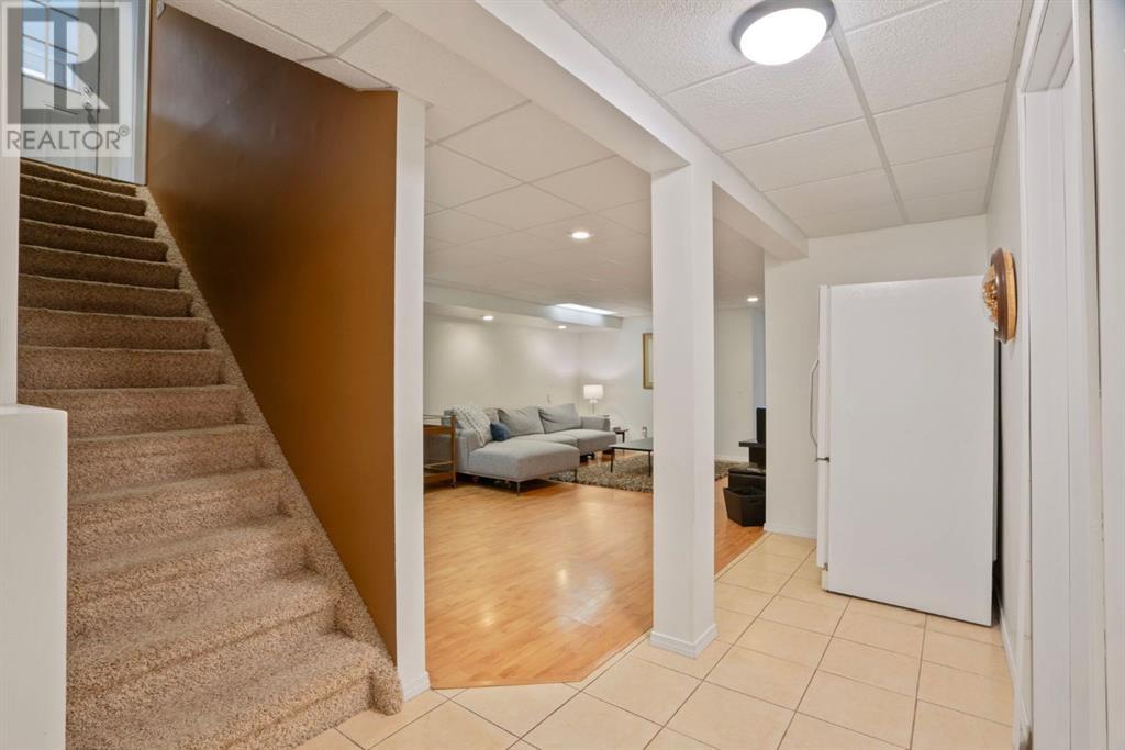Single Family House Bungalow for Sale in  Midridge Drive SE Midnapore Calgary 