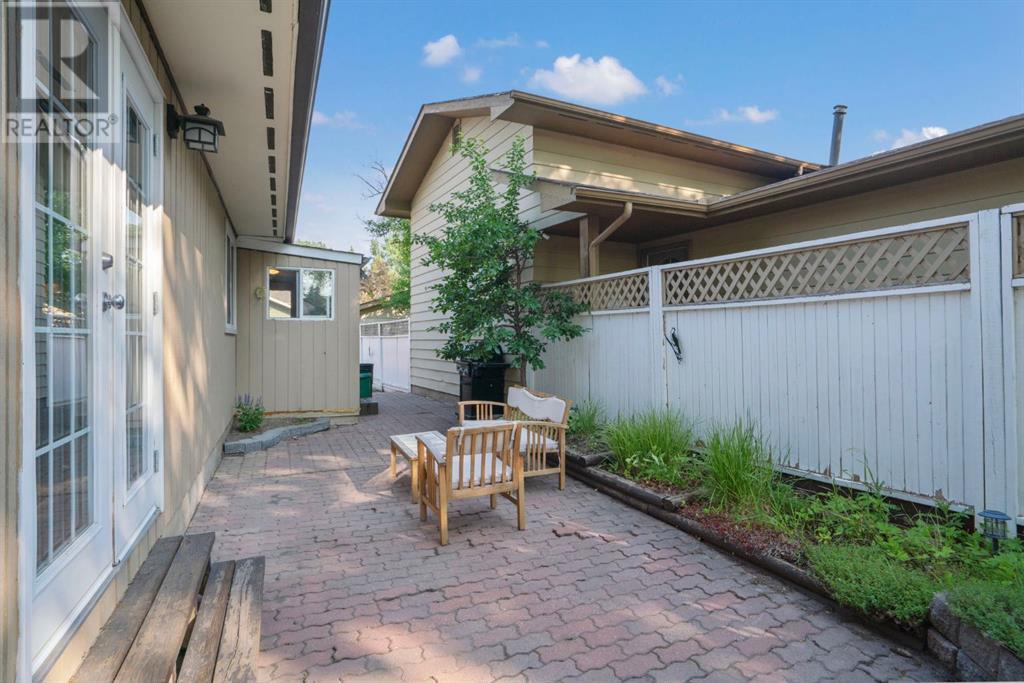 Single Family House Bungalow for Sale in  Midridge Drive SE Midnapore Calgary 