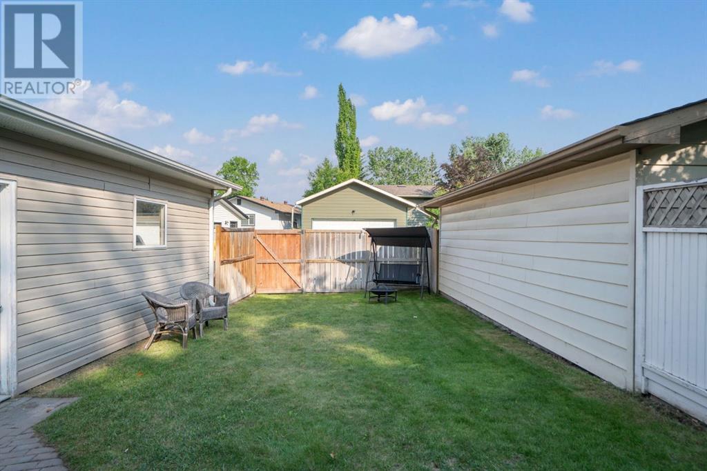 Single Family House Bungalow for Sale in  Midridge Drive SE Midnapore Calgary 