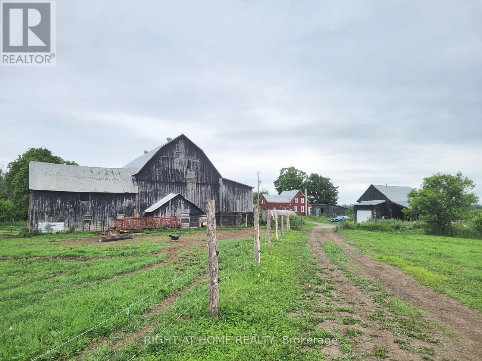 Photo 8 of 7232 Franktown Road, Ottawa ON