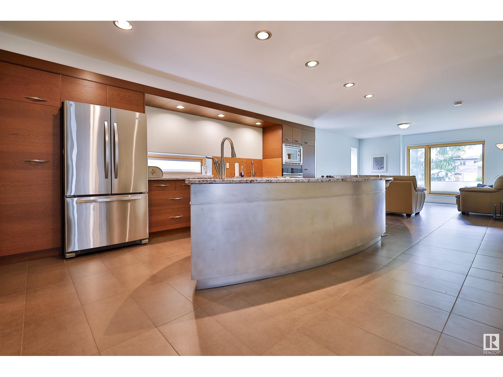 Photo 2 of 11528 72 Av Nw, Edmonton AB