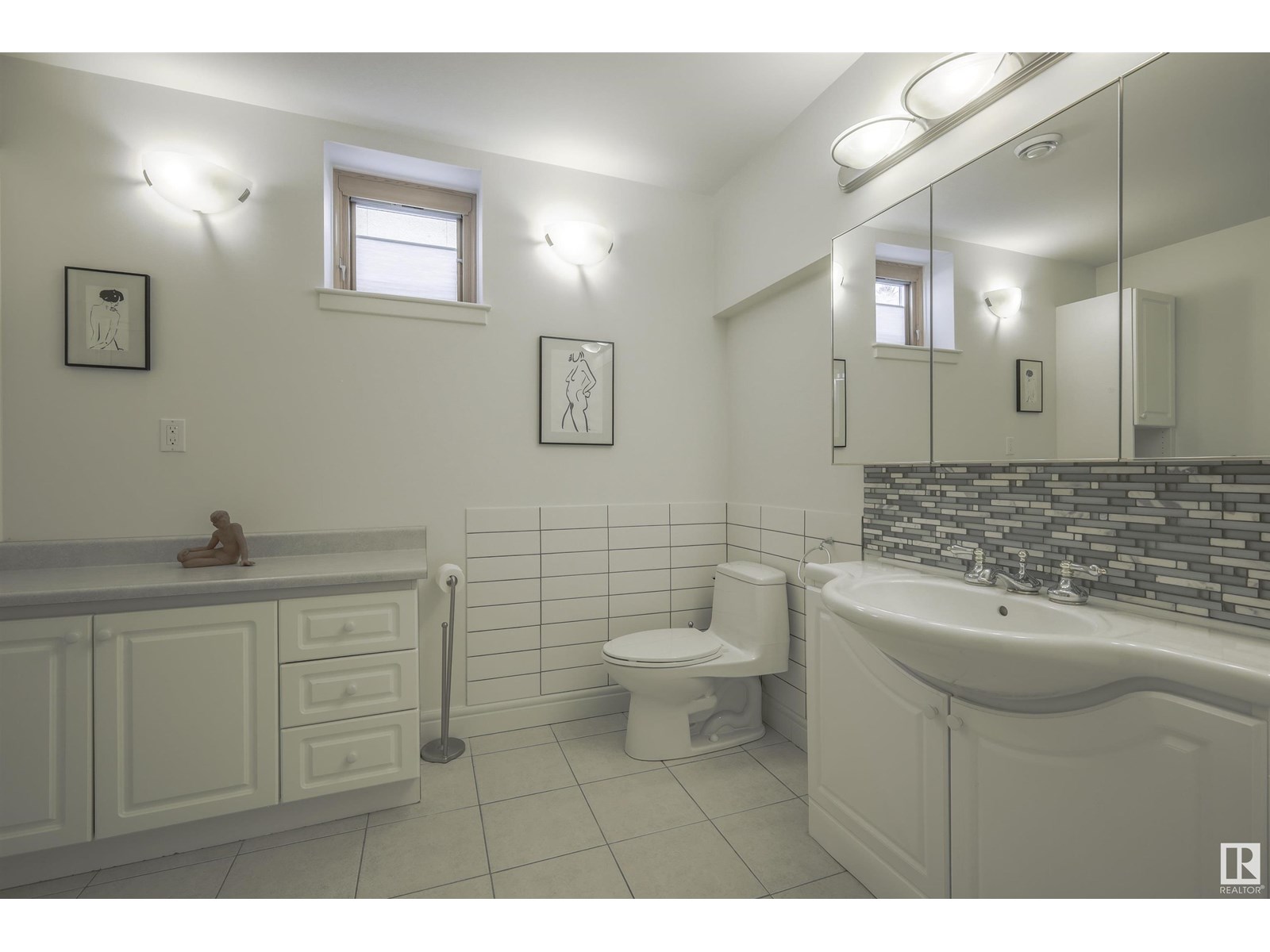 Photo 41 of 11528 72 Av Nw, Edmonton AB