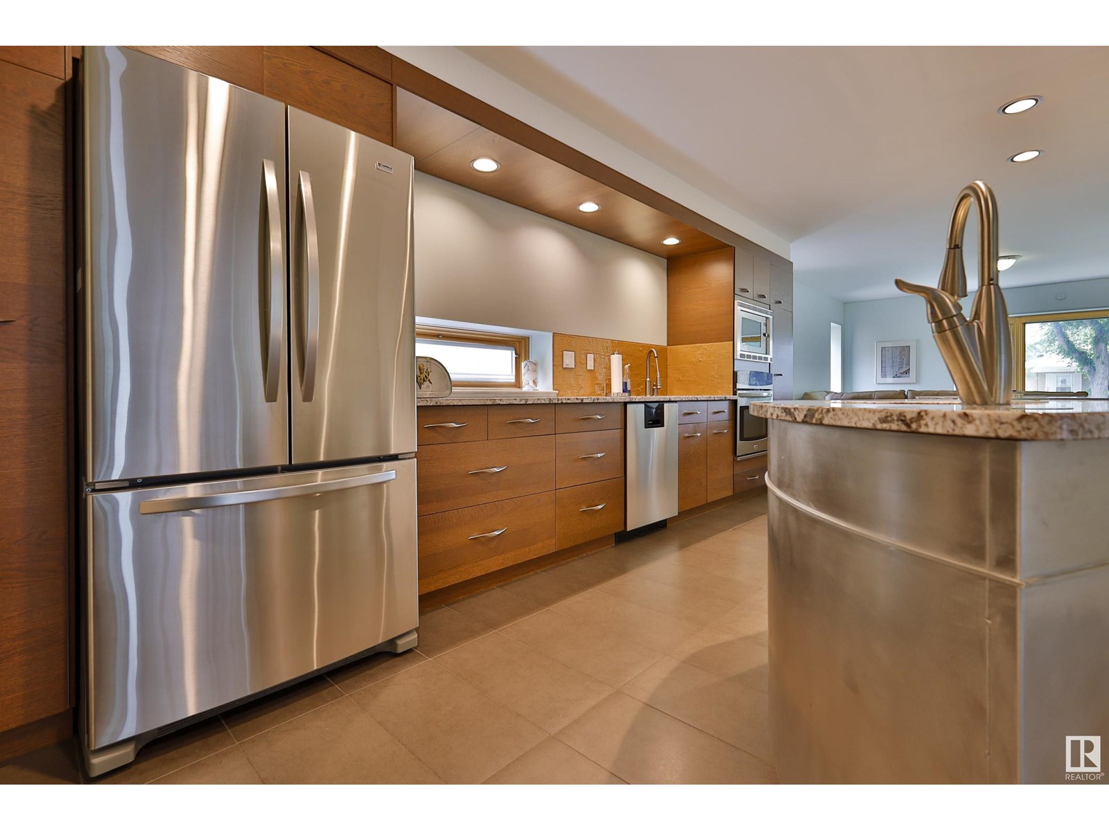 Photo 6 of 11528 72 Av Nw, Edmonton AB