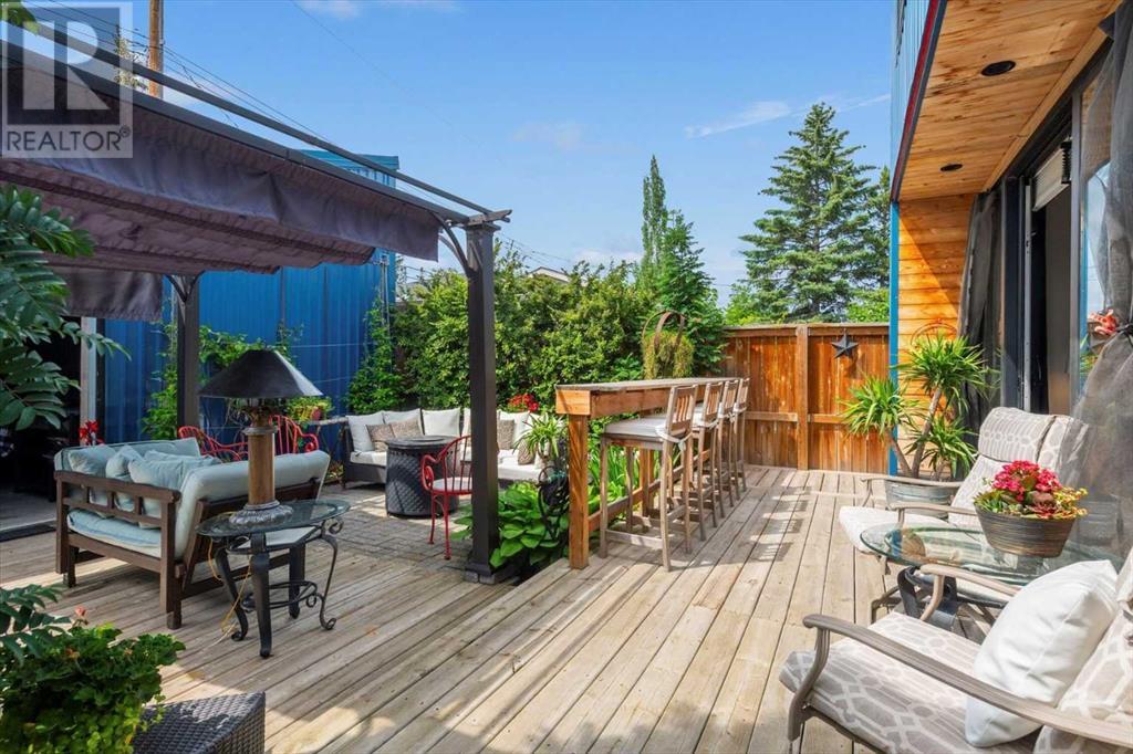 Single Family House for Sale in   Street NW Bowness Calgary 