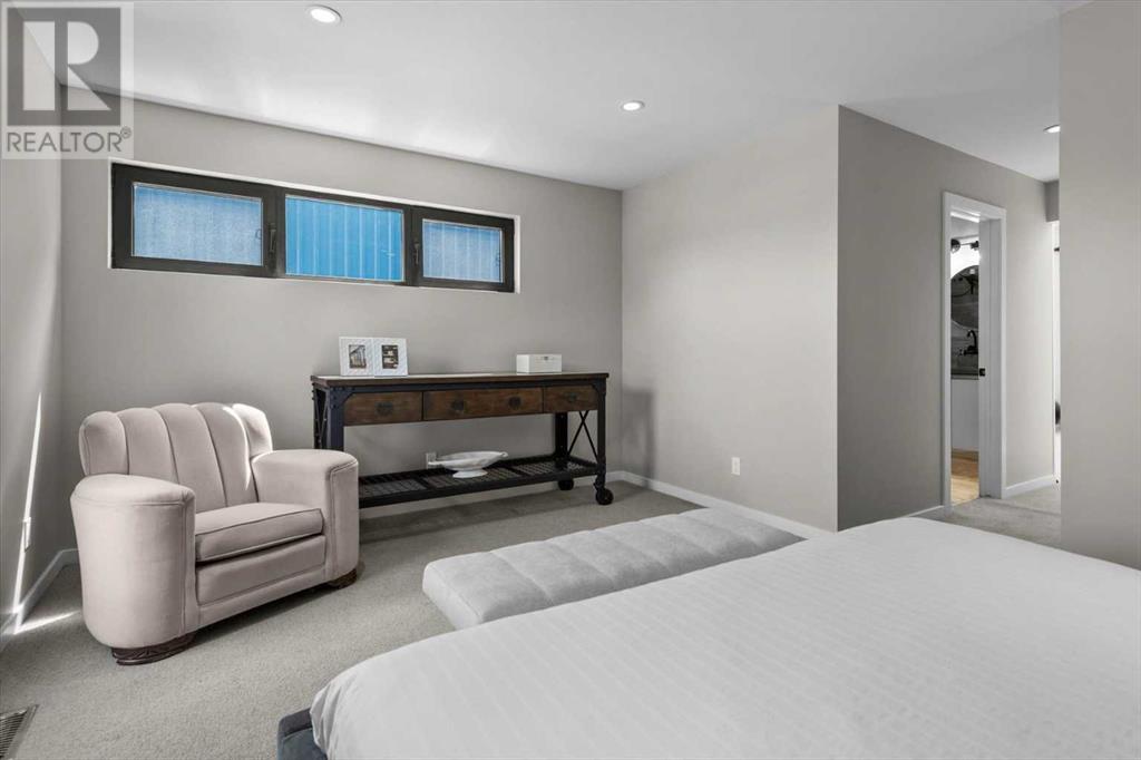 Single Family House for Sale in   Street NW Bowness Calgary 