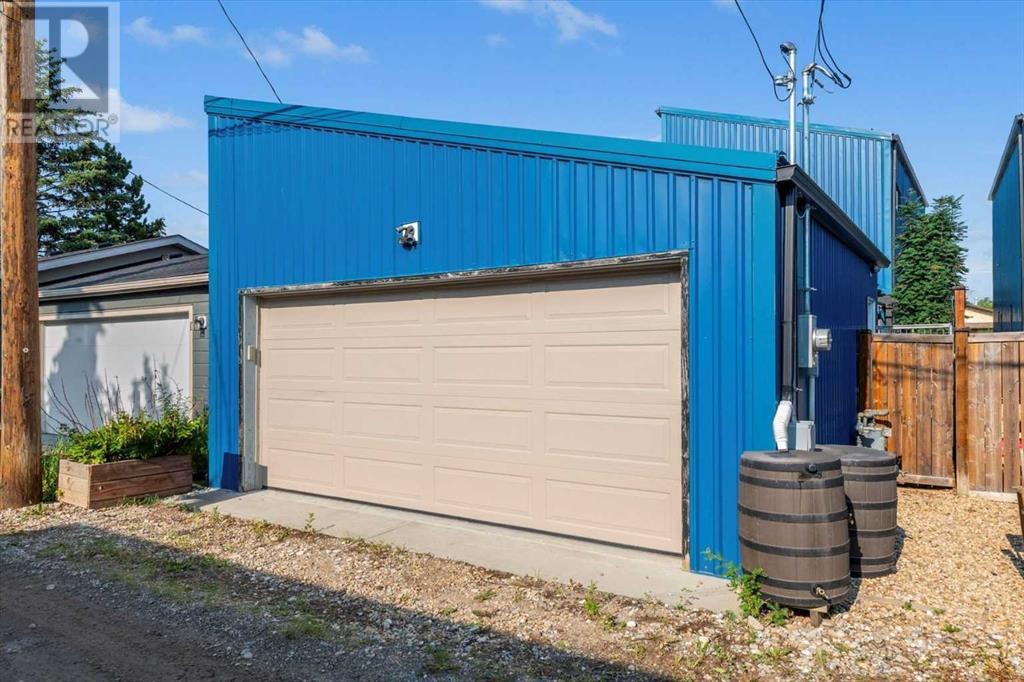 Single Family House for Sale in   Street NW Bowness Calgary 