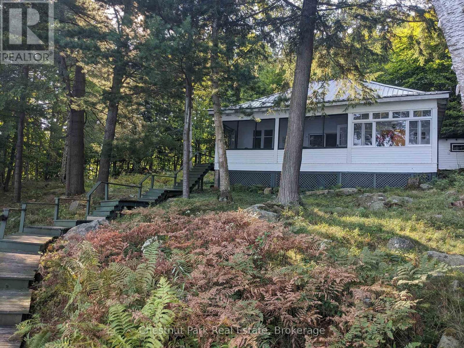 Photo 14 of 76 Tobin Island, Muskoka Lakes ON