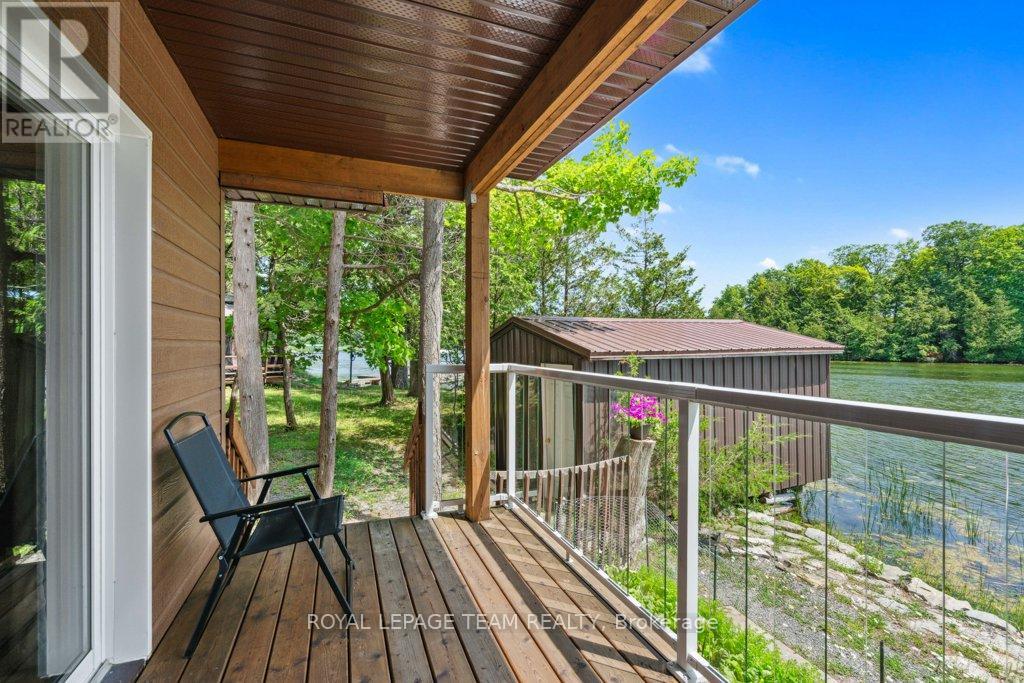 Photo 18 of 304 Hay Bay Lane, Leeds And The Thousand Islands ON