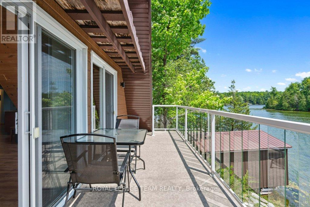 Photo 24 of 304 Hay Bay Lane, Leeds And The Thousand Islands ON