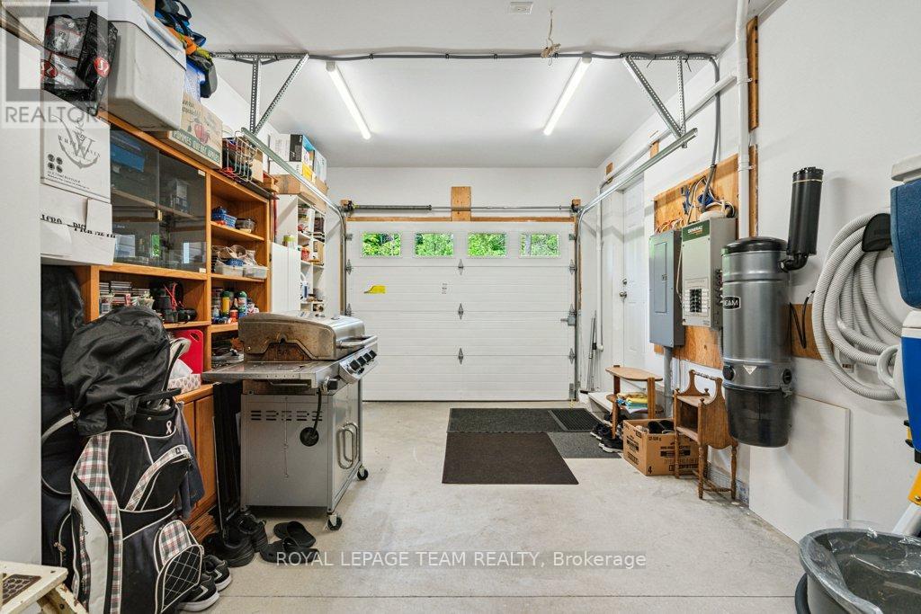 Photo 46 of 304 Hay Bay Lane, Leeds And The Thousand Islands ON