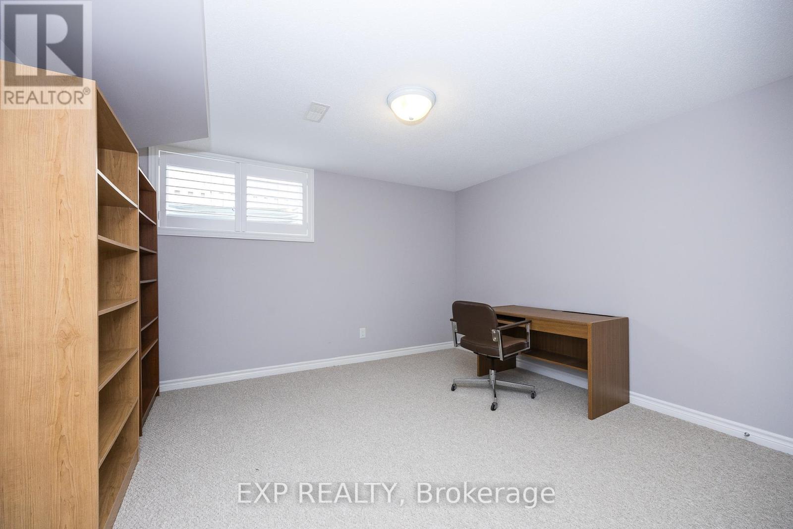 Photo 3 of 31 Gertie Street, Ottawa ON