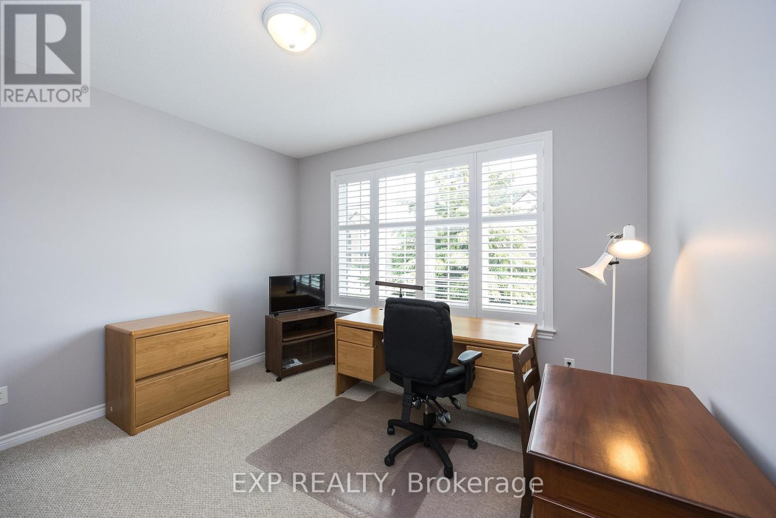 Photo 11 of 31 Gertie Street, Ottawa ON