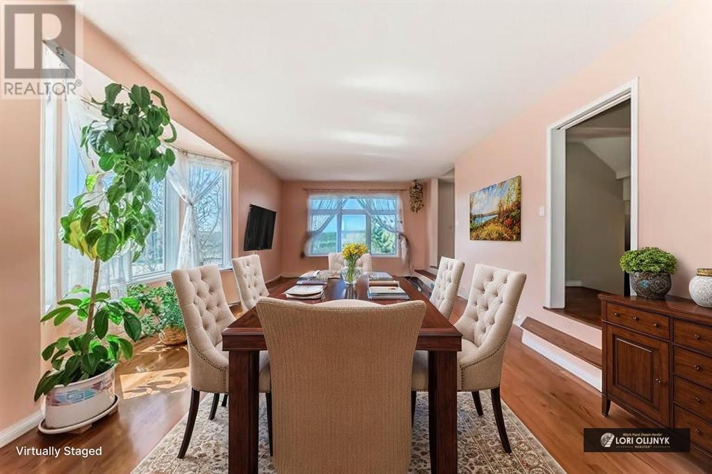 Single Family House for Sale in  Woodbrook Road SW Woodbine Calgary 