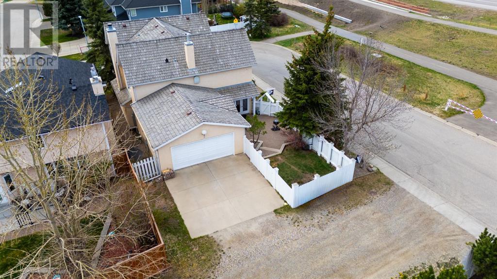 Single Family House for Sale in  Woodbrook Road SW Woodbine Calgary 