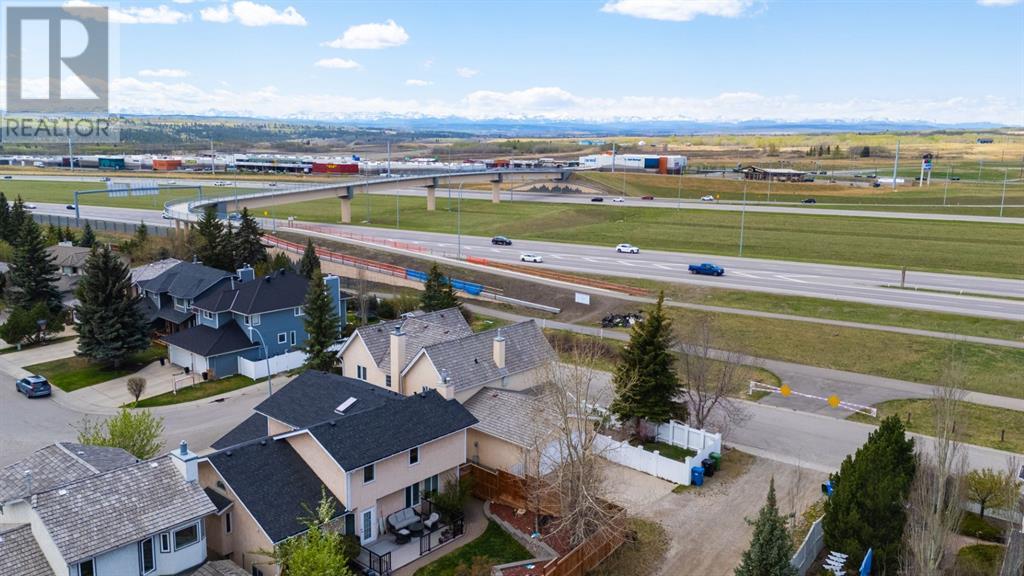Single Family House for Sale in  Woodbrook Road SW Woodbine Calgary 