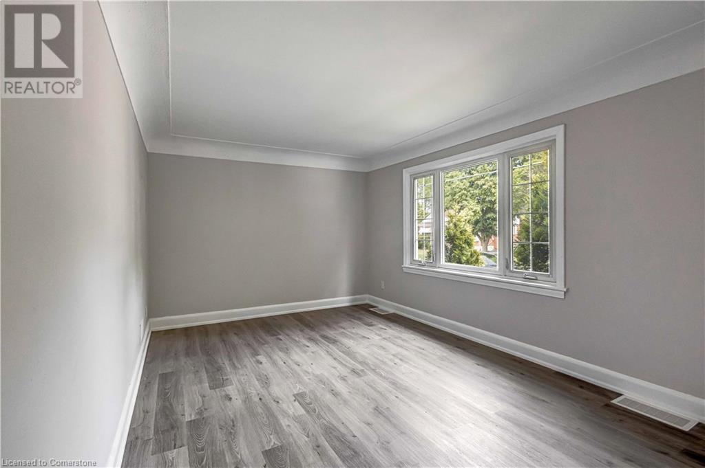 Photo 5 of 44 West 4th Street Unit Upper Level, Hamilton ON