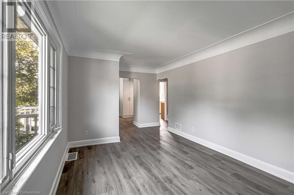 Photo 14 of 44 West 4th Street Unit Upper Level, Hamilton ON