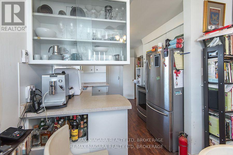 Photo 24 of 203 Kilgour Avenue, Welland ON