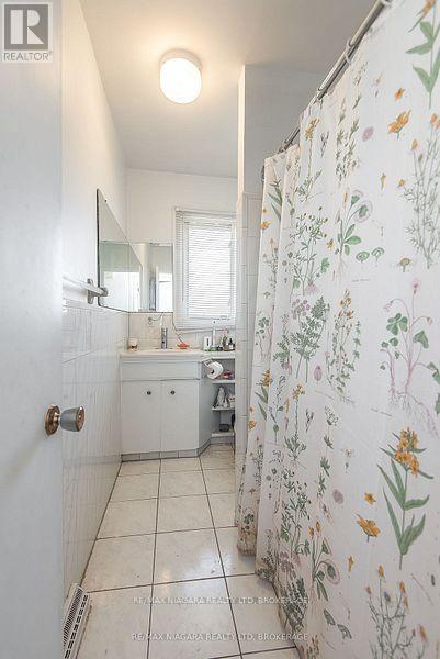 Photo 25 of 203 Kilgour Avenue, Welland ON