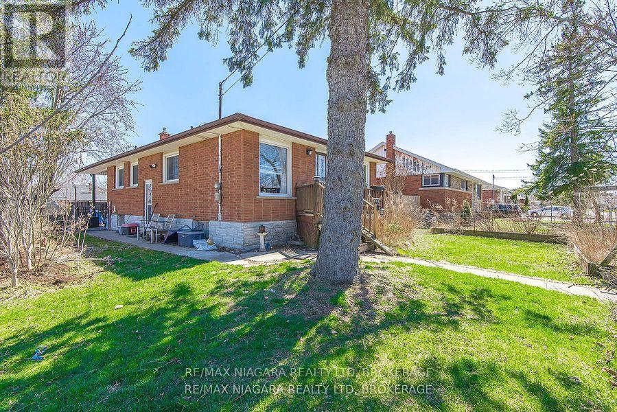 Photo 21 of 203 Kilgour Avenue, Welland ON