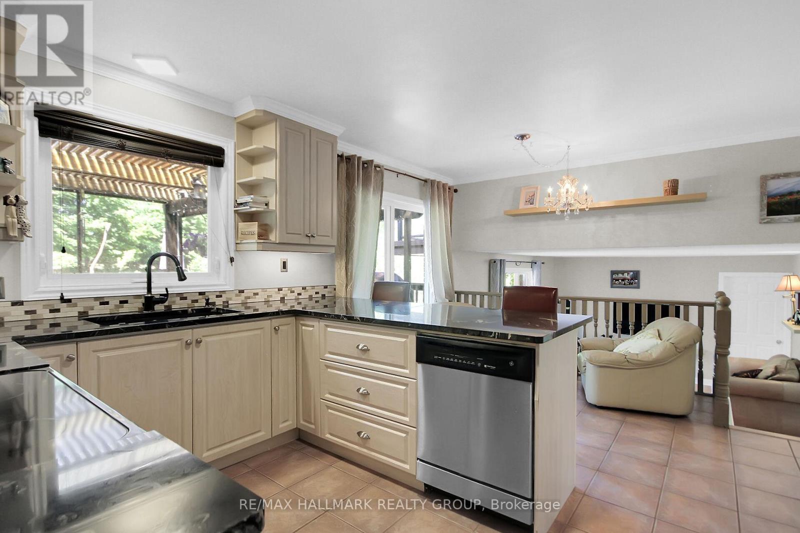 Photo 36 of 6942 Gallagher Road, Ottawa ON