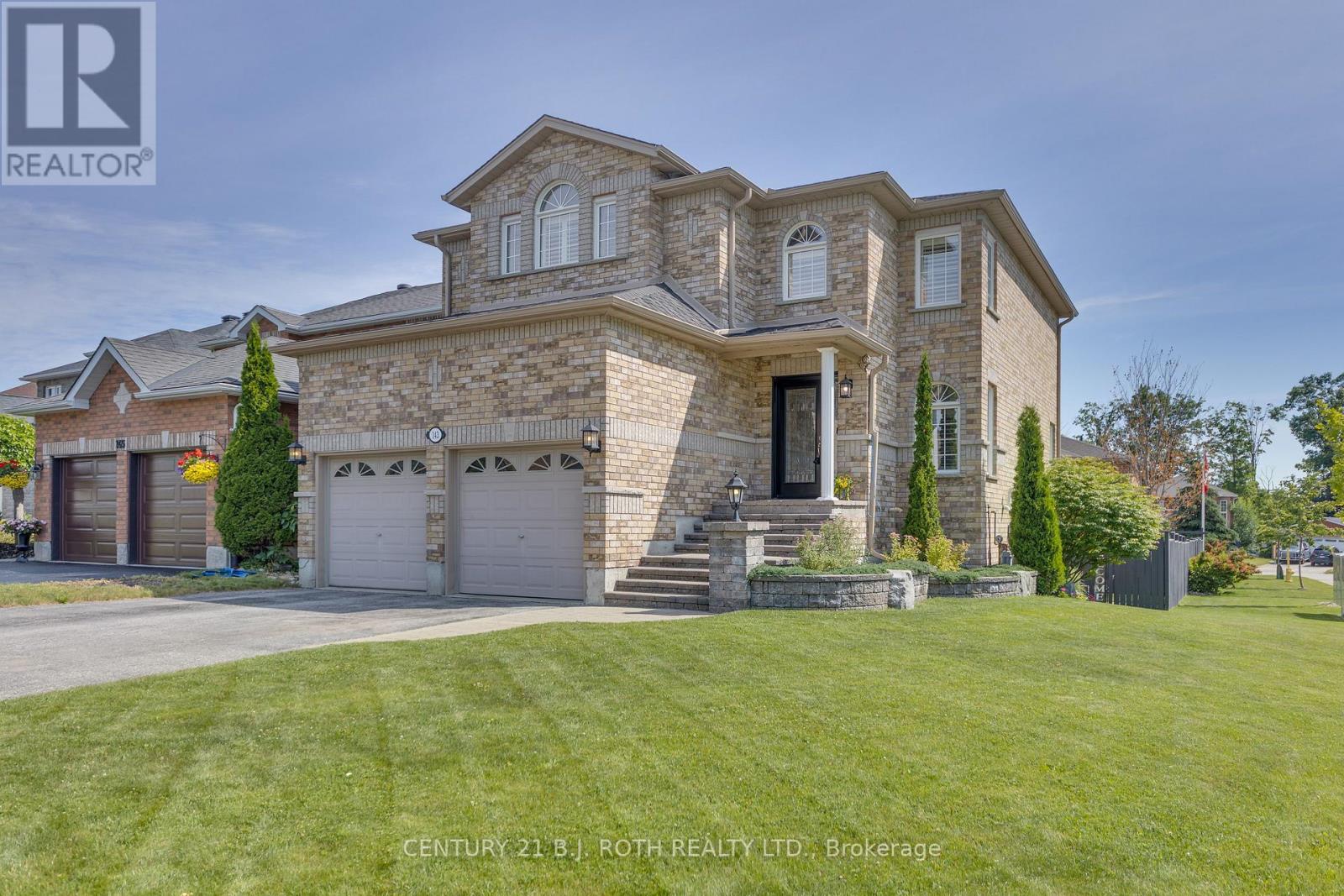 Photo 1 of 143 Crompton Drive, Barrie ON