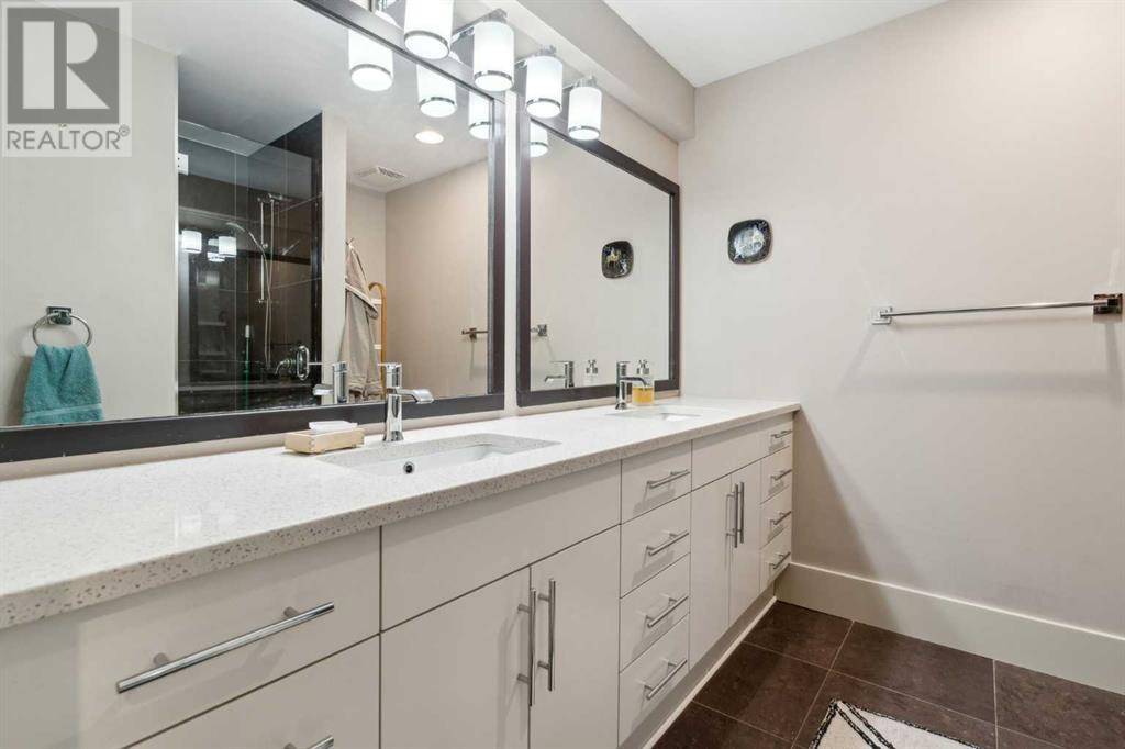 Single Family House for Sale in  Westmount Road NW Hillhurst Calgary 