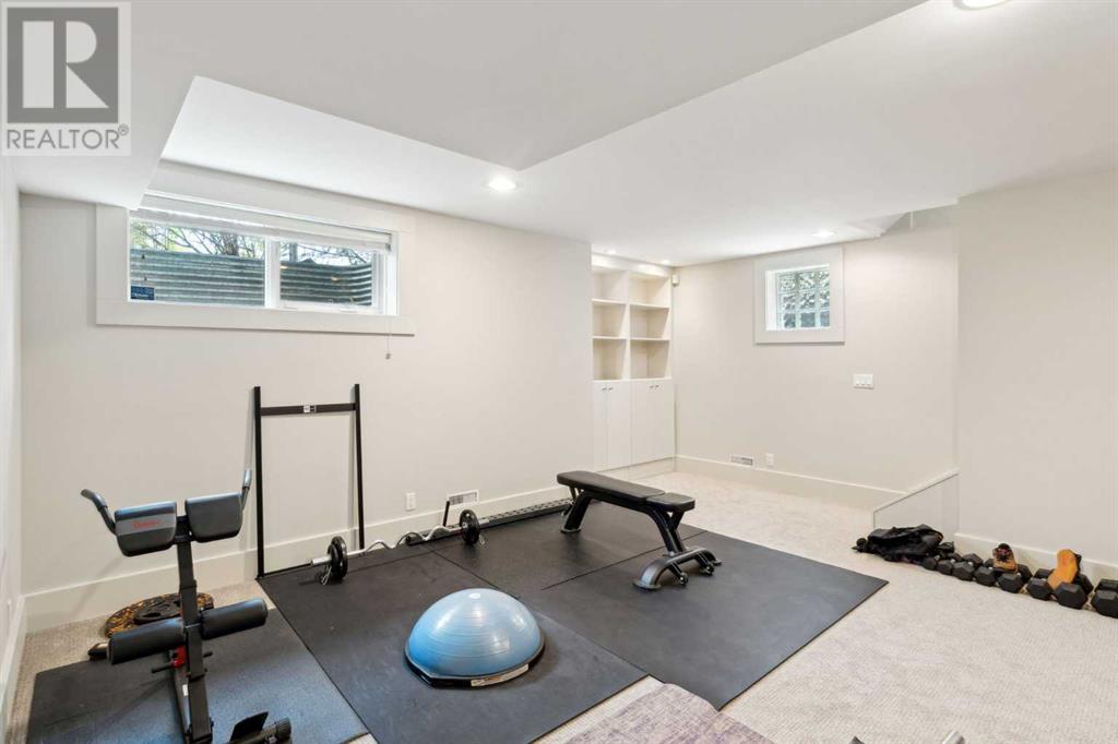 Single Family House for Sale in  Westmount Road NW Hillhurst Calgary 