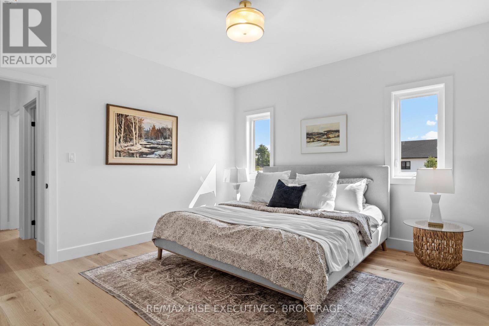 Photo 2 of 2710 Delmar Street, Kingston ON