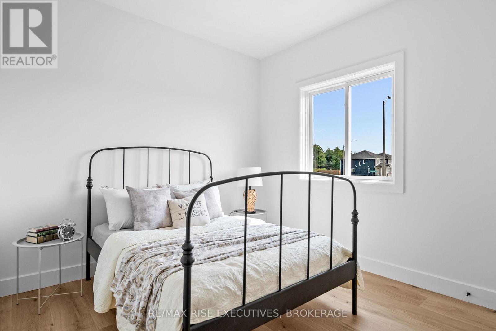 Photo 29 of 2710 Delmar Street, Kingston ON