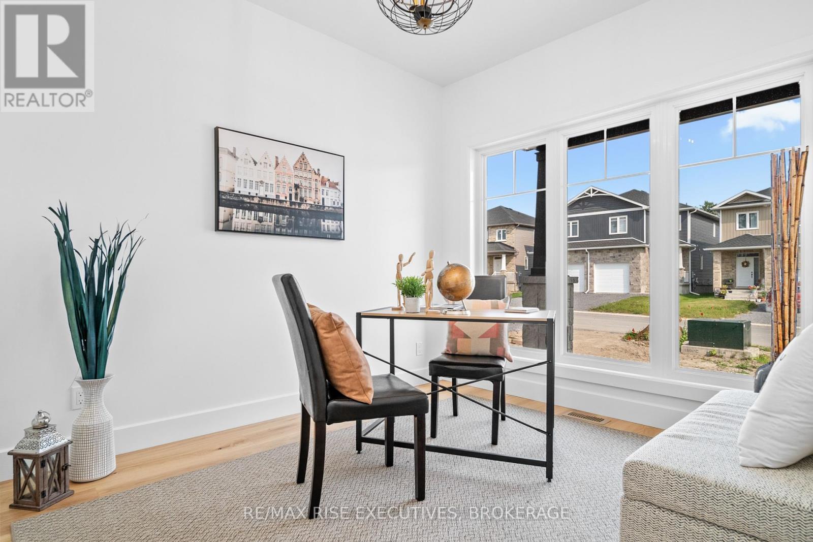 Photo 10 of 2710 Delmar Street, Kingston ON