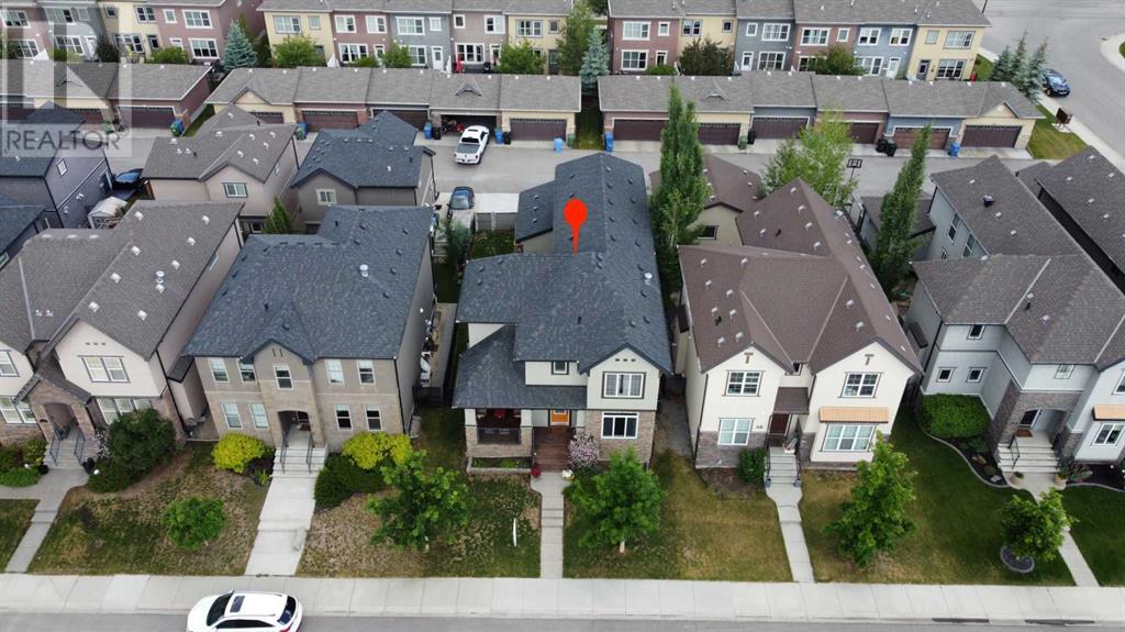 Single Family House for Sale in  Quarry Drive SE Douglasdale/Glen Calgary 