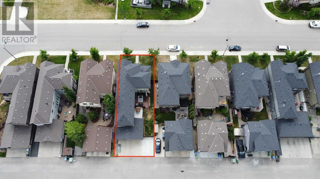 Single Family House for Sale in  Quarry Drive SE Douglasdale/Glen Calgary 