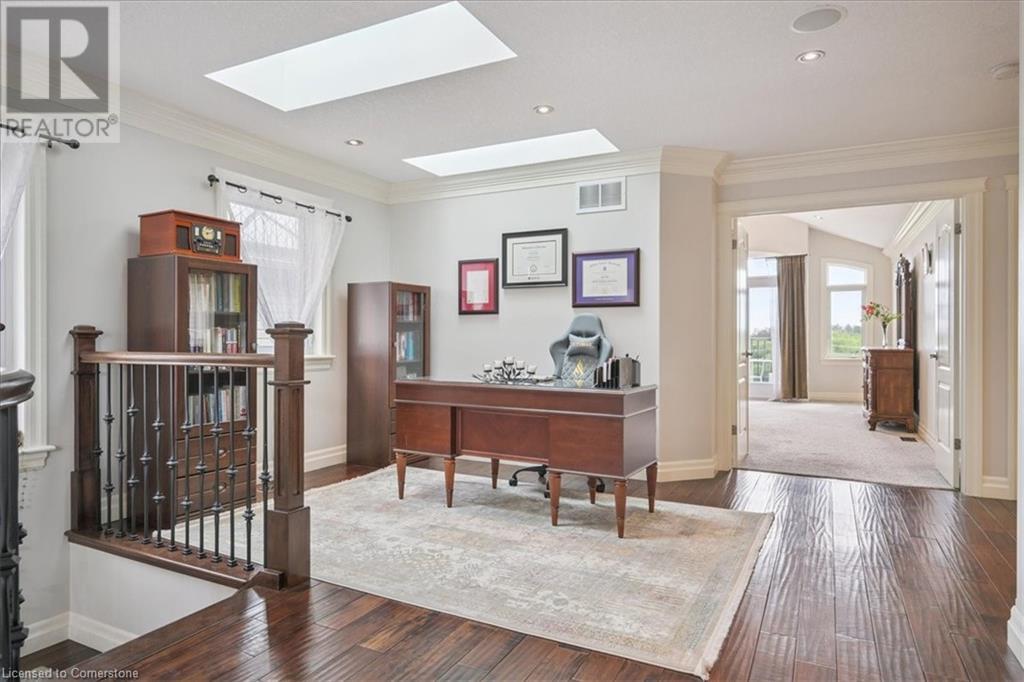 Photo 25 of 59 Newcastle Drive, Kitchener ON