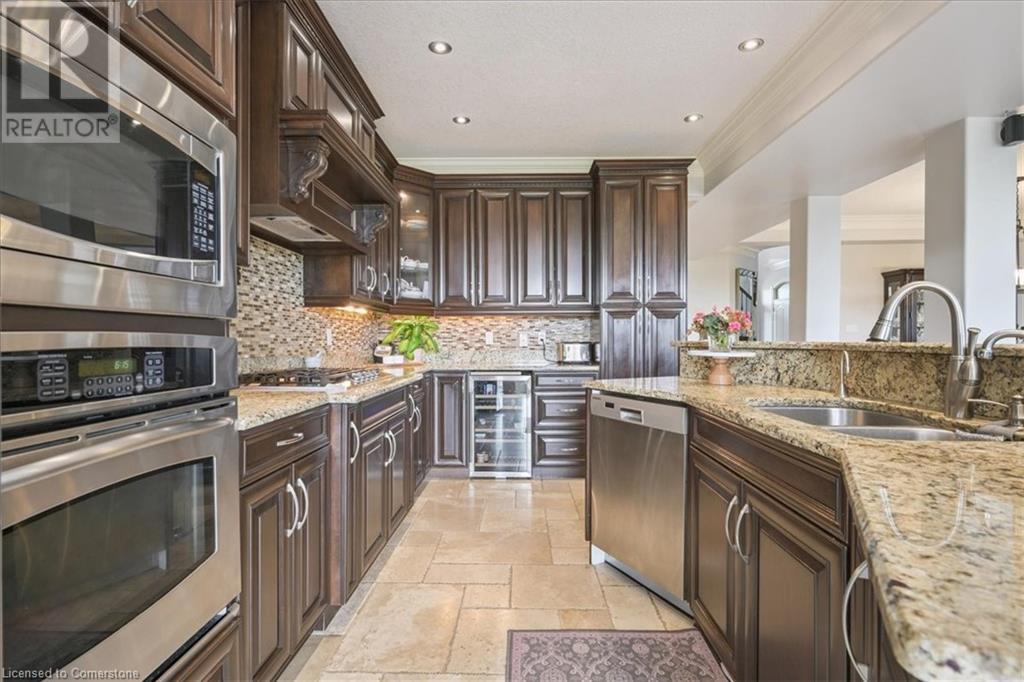Photo 17 of 59 Newcastle Drive, Kitchener ON