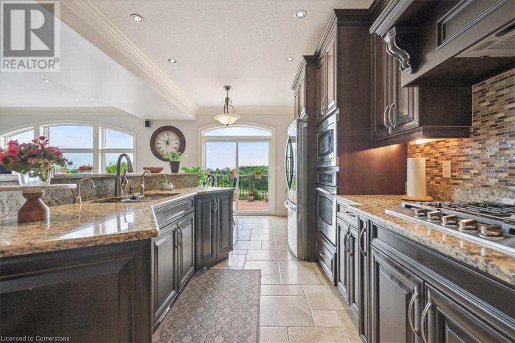 Photo 16 of 59 Newcastle Drive, Kitchener ON