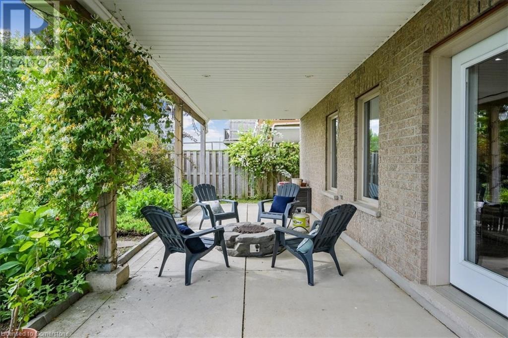 Photo 38 of 59 Newcastle Drive, Kitchener ON