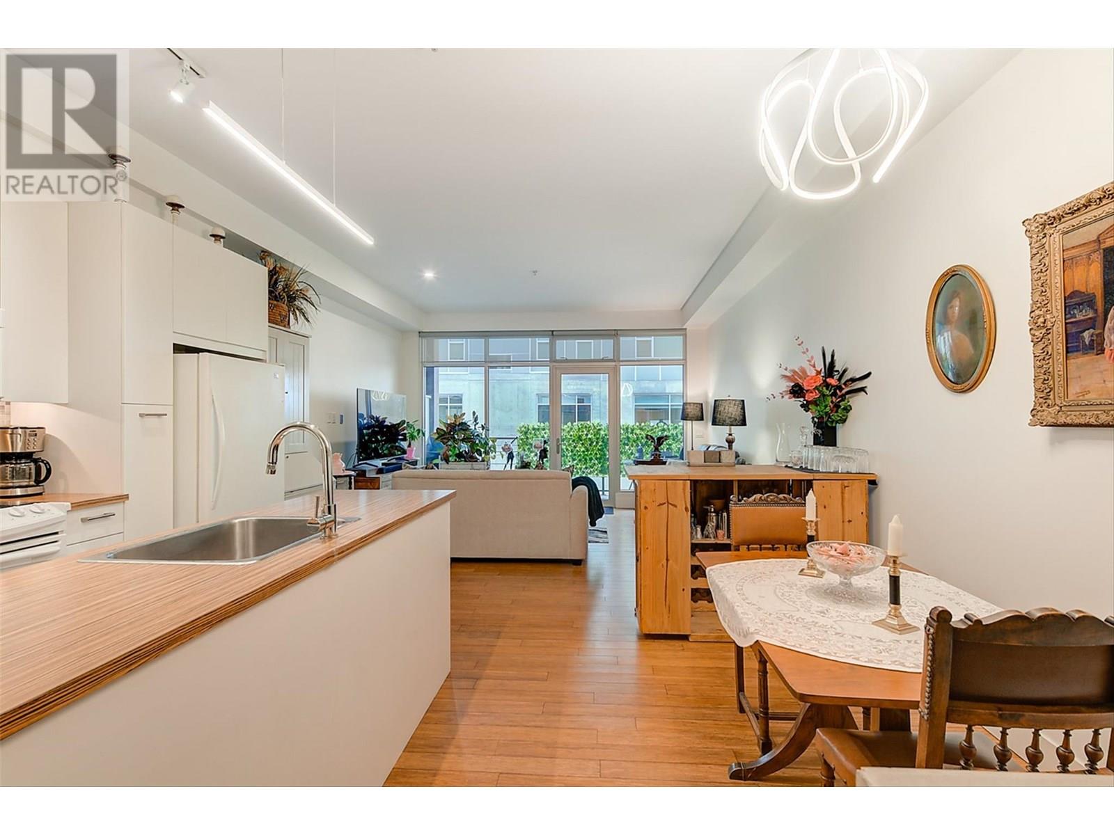 310 1289 Ellis Street, Kelowna