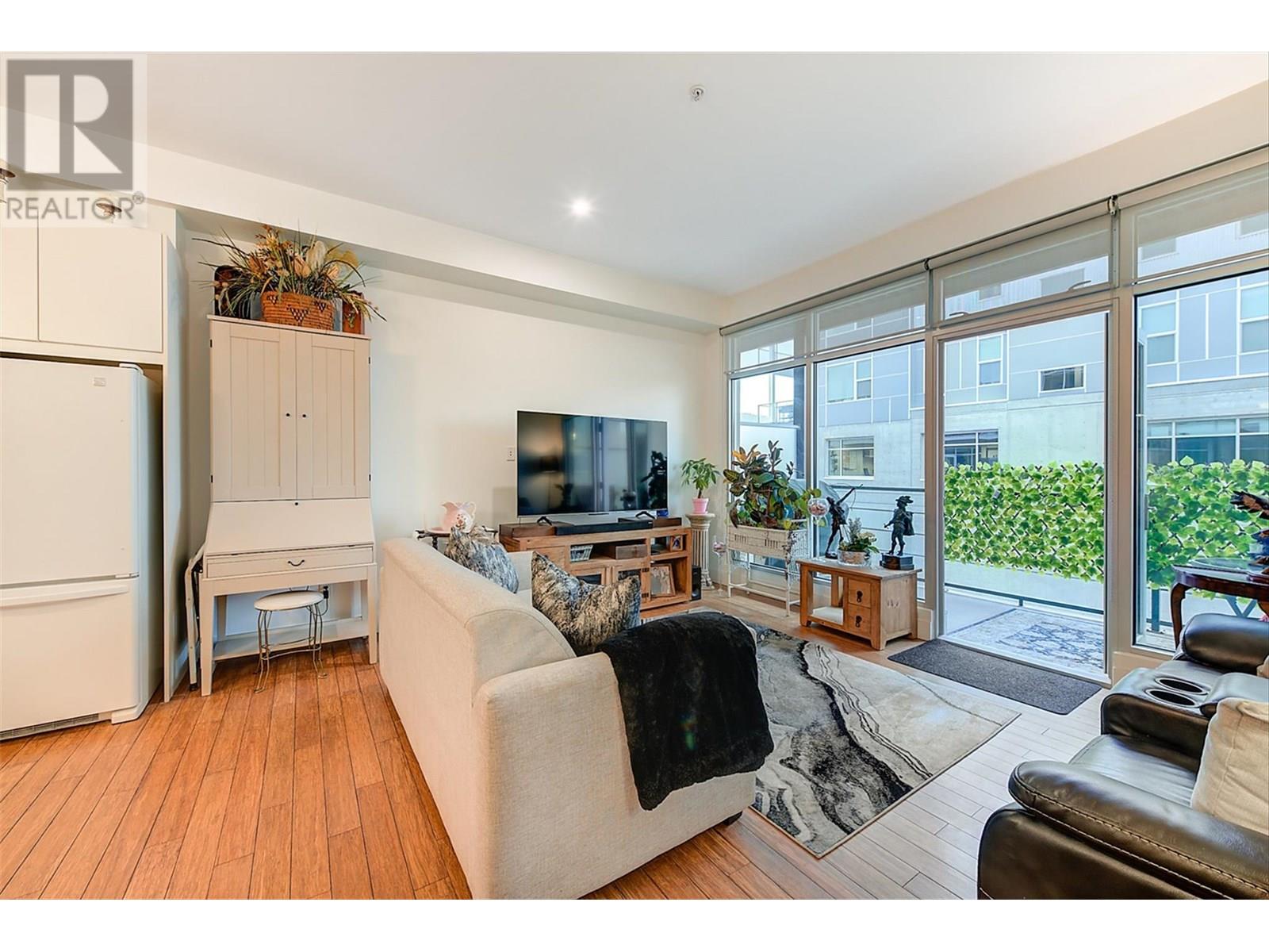 310 1289 Ellis Street, Kelowna