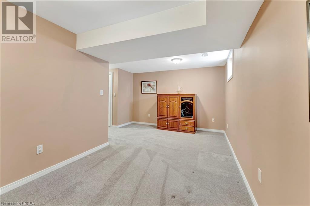 Photo 24 of 31 Moss Boulevard Unit 26, Dundas ON