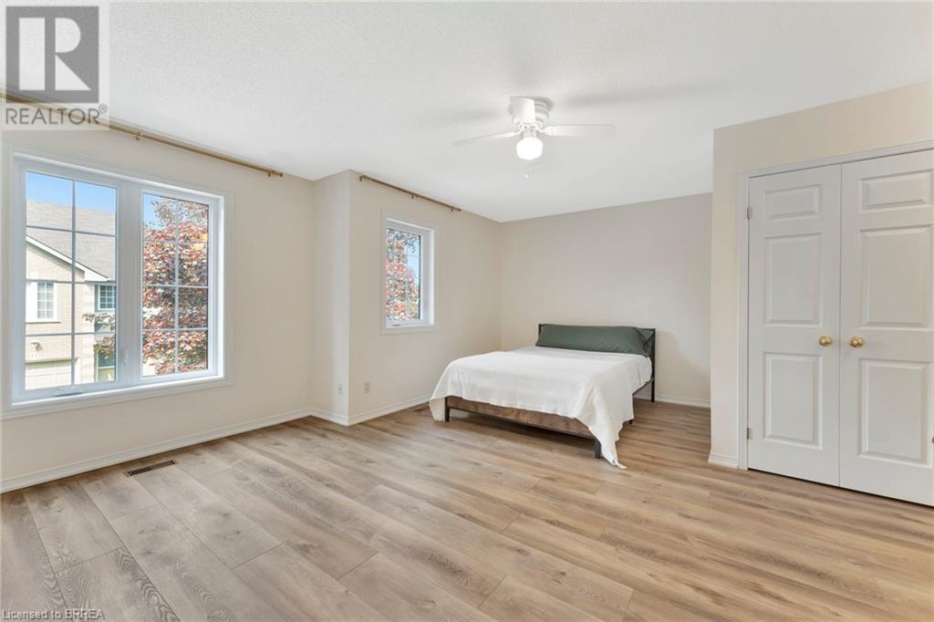 Photo 16 of 31 Moss Boulevard Unit 26, Dundas ON