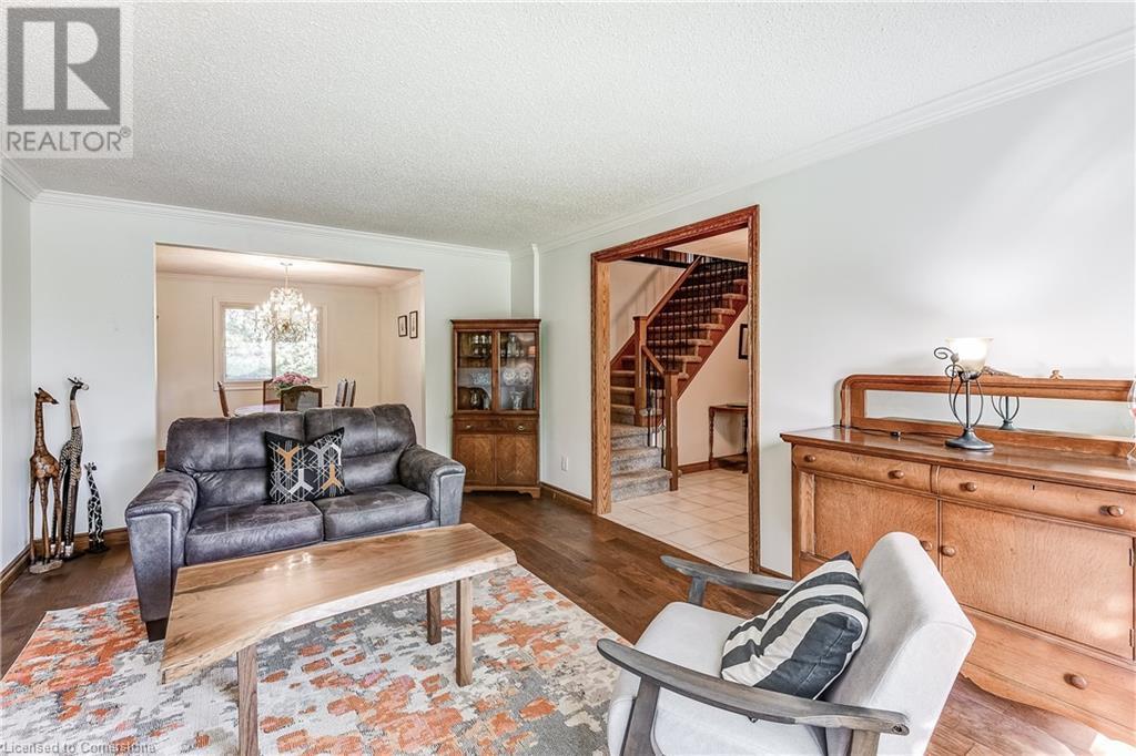 Photo 11 of 645 Dynes Road, Burlington ON