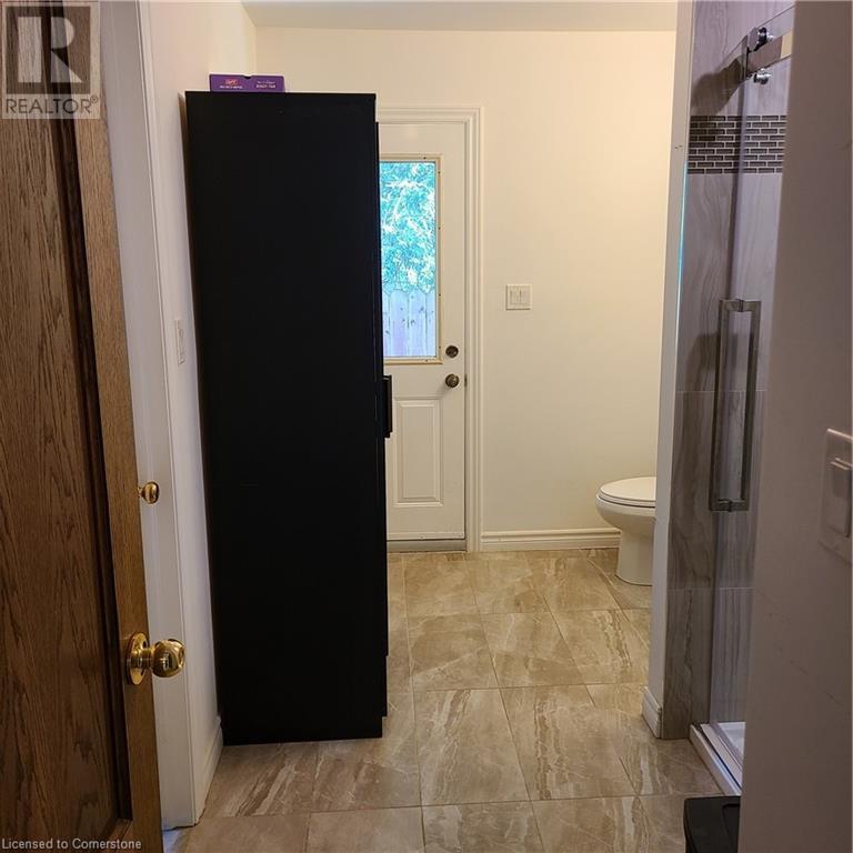 Photo 26 of 645 Dynes Road, Burlington ON