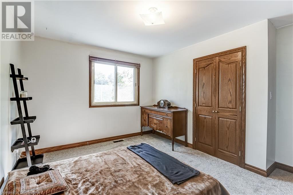 Photo 32 of 645 Dynes Road, Burlington ON