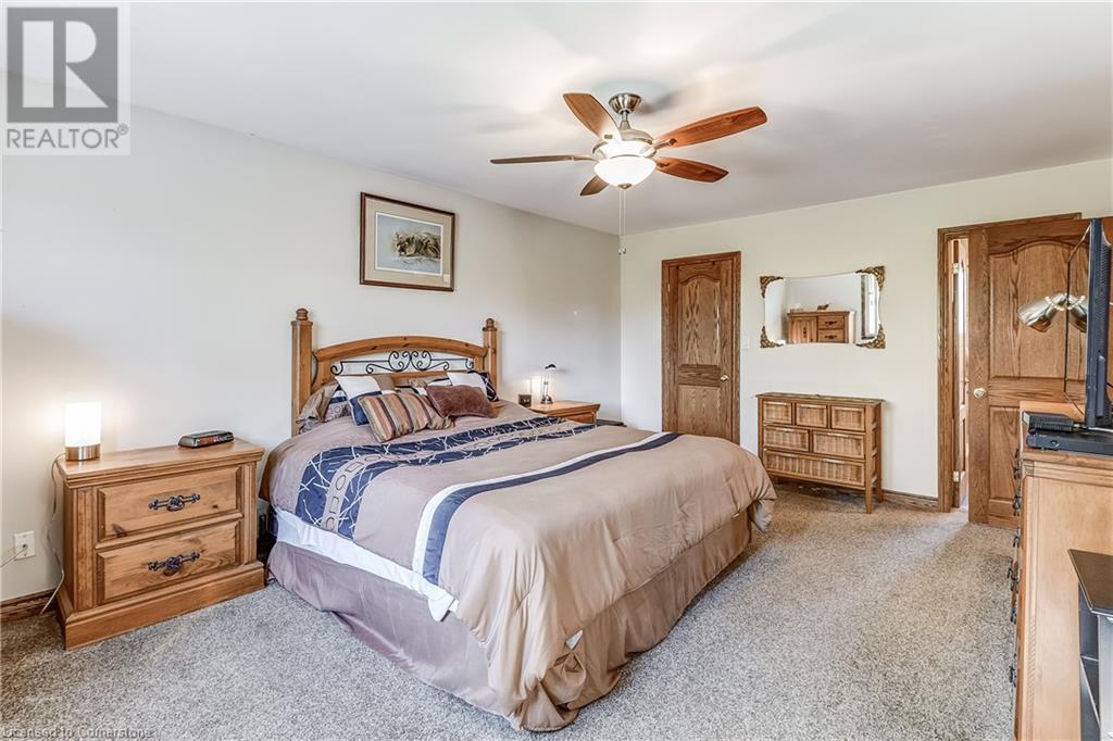 Photo 36 of 645 Dynes Road, Burlington ON