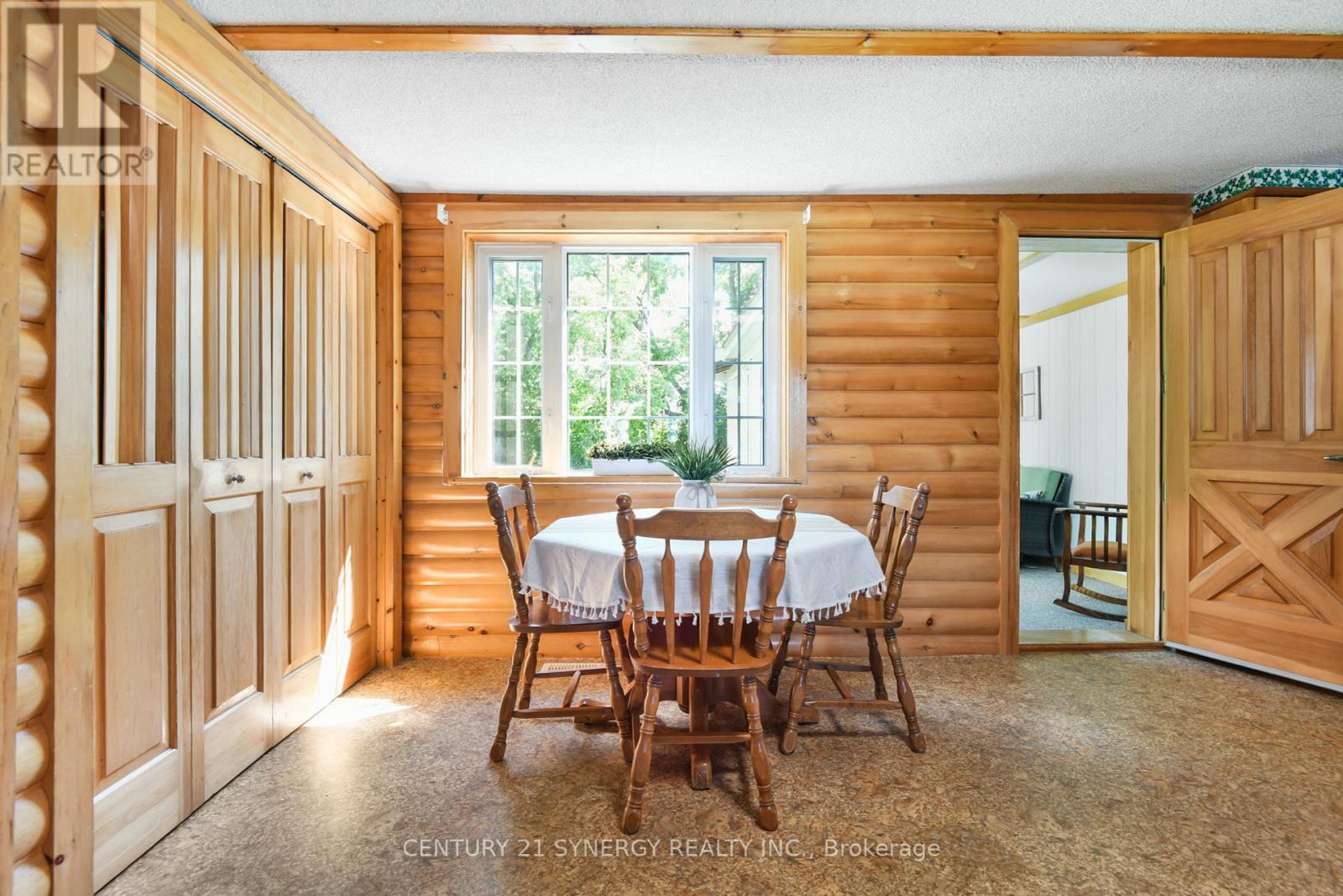 Photo 11 of 1519 Russett Drive, Mcnab Braeside ON