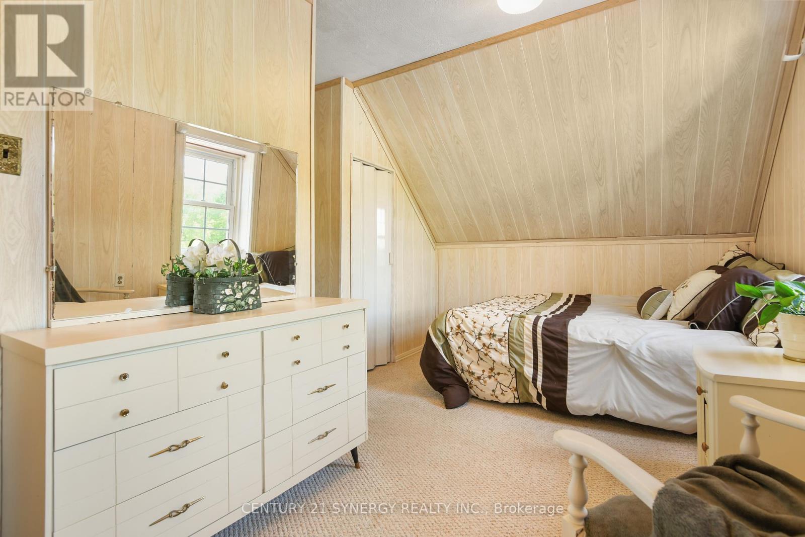 Photo 28 of 1519 Russett Drive, Mcnab Braeside ON